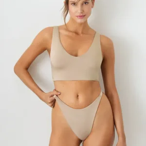 BRIGITTE 2417 CONJUNTO CON TAZA REMOVIBLE Y LESS REGULABLE